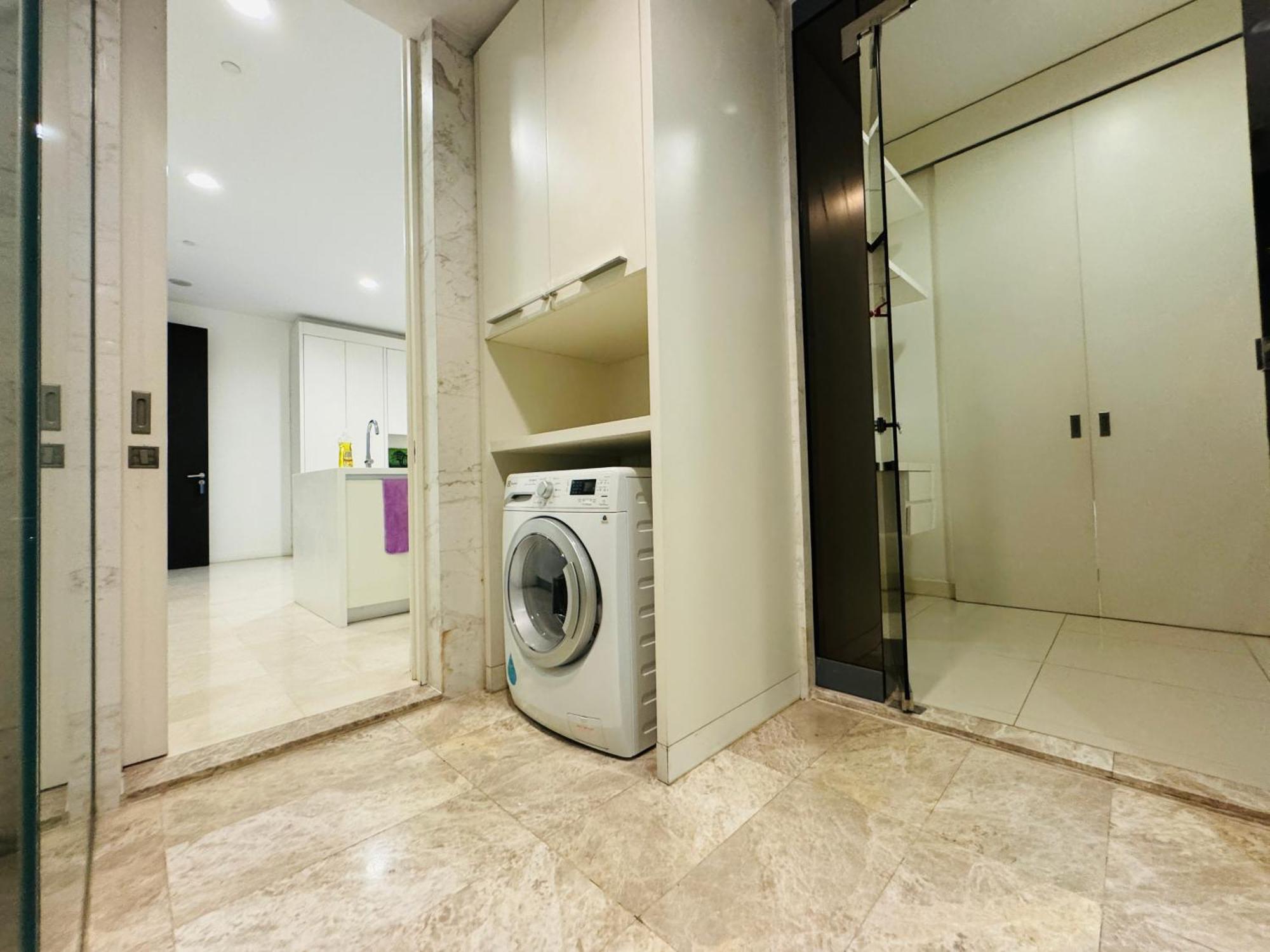 Apartemen The Platinum Heaven Touch